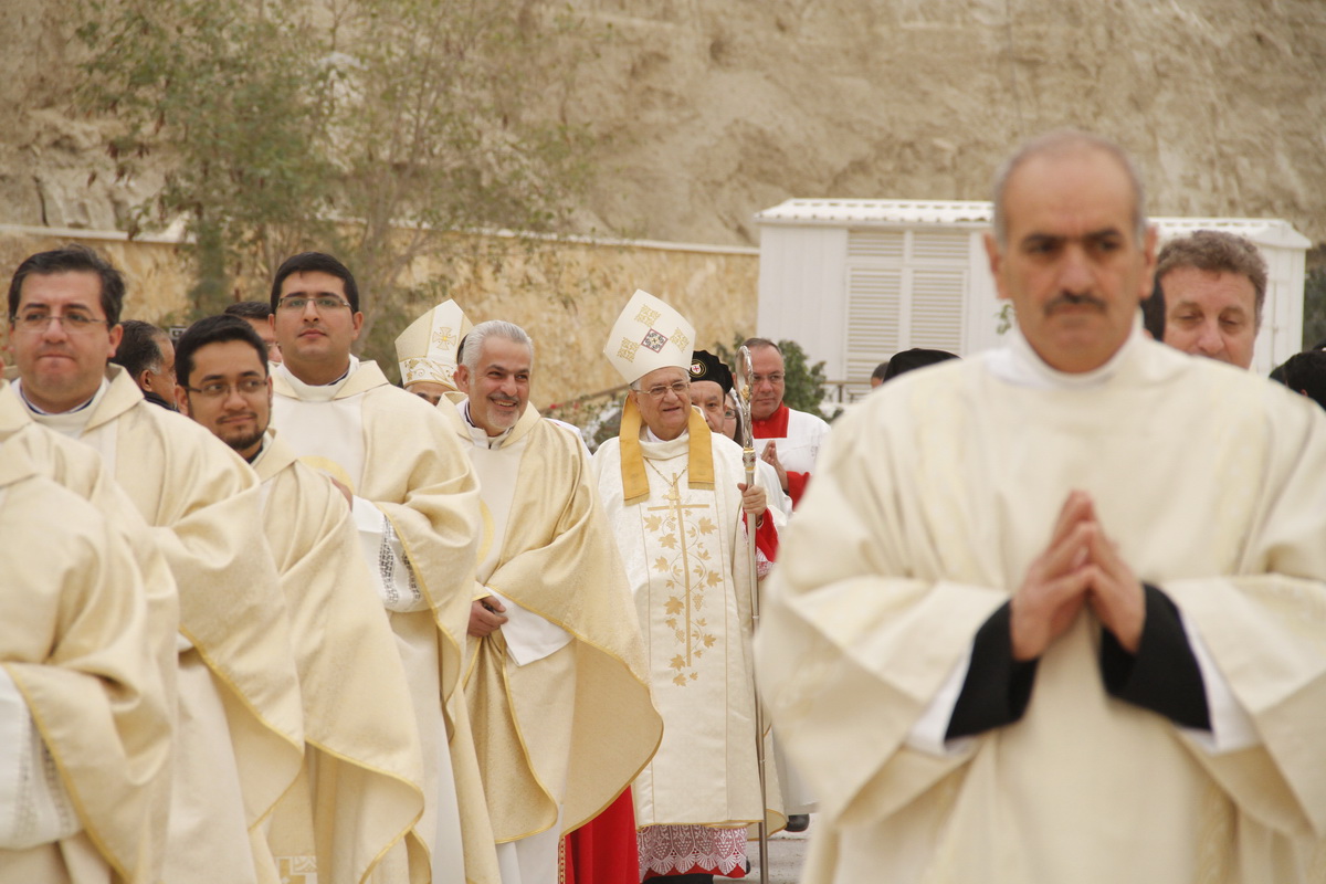 Epiphany pilgrimage to the Jordan river with Patriarch Twal