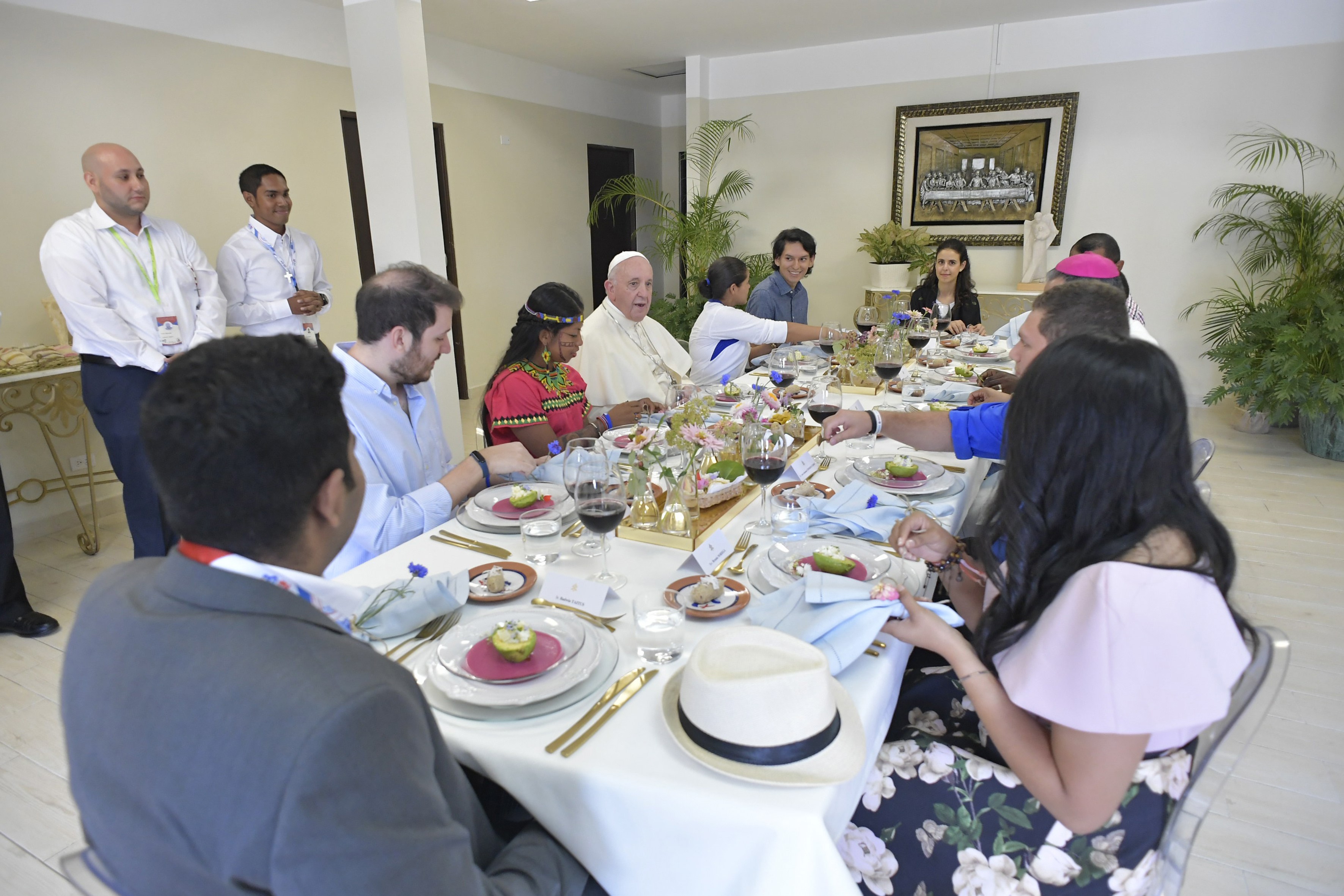 باناما 2019: البابا يتناول طعام الغداء مع الشبيبة