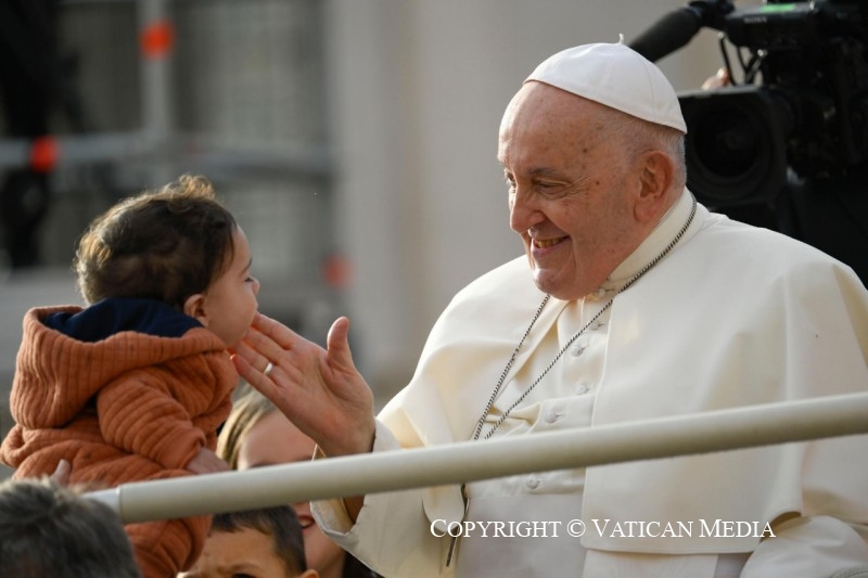  البابا فرنسيس, المقابلة العامة : إمّا أن نبشّر بيسوع بفرح، أو لا نبشّر به  Cq5dam-web-800-800-4